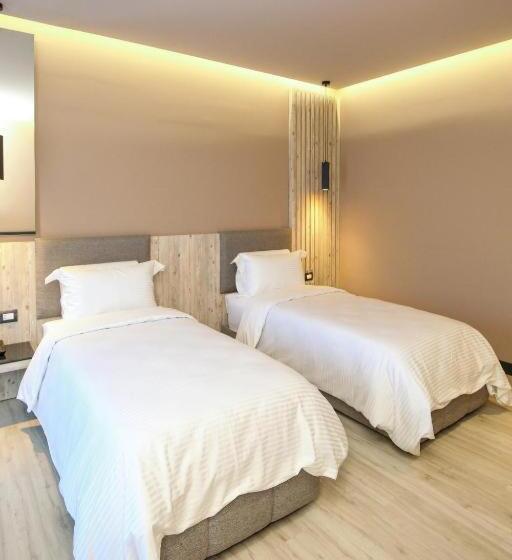 חדר דלוקס, Olive