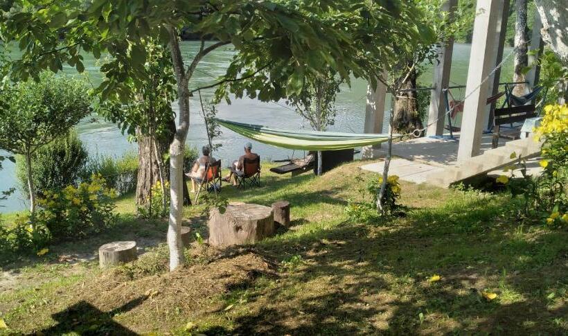 آپارتمان 3 خوابه, Prenoćište Na Drini Foča