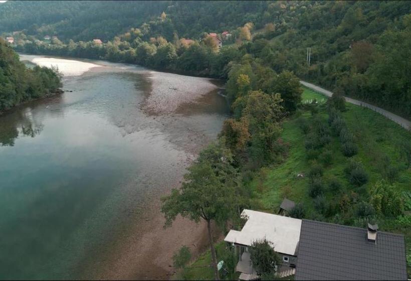 آپارتمان 3 خوابه, Prenoćište Na Drini Foča