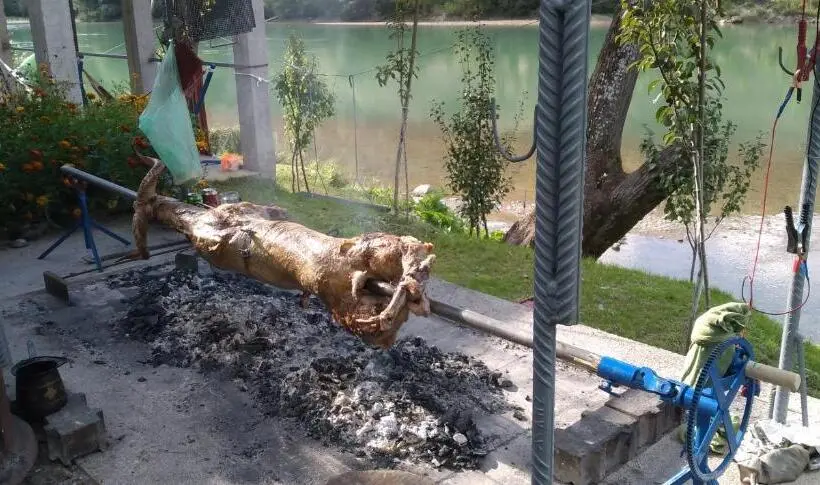 آپارتمان 3 خوابه, Prenoćište Na Drini Foča