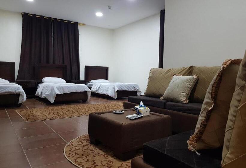 اتاق استاندارد سه نفره, Siveen