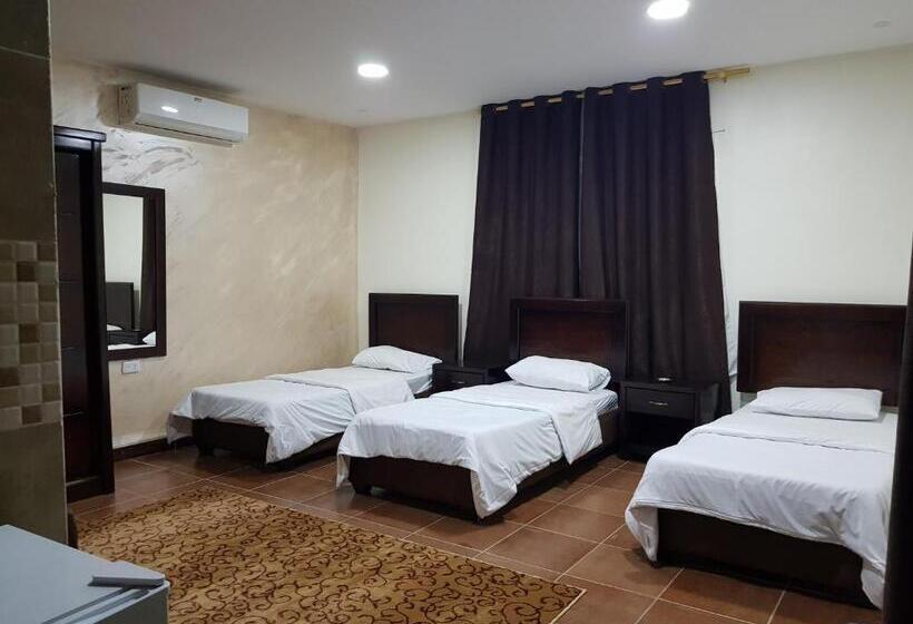 اتاق استاندارد سه نفره, Siveen