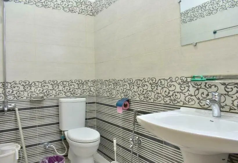 اتاق لوکس یک تخته, Swat Guest House