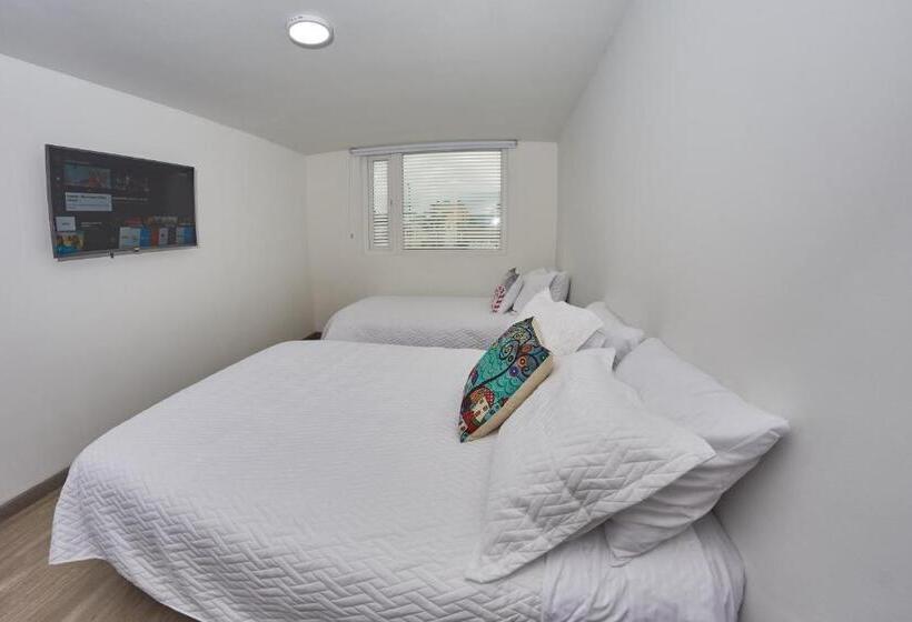 Номер Стандарт Трехместный, Mr. Huésped