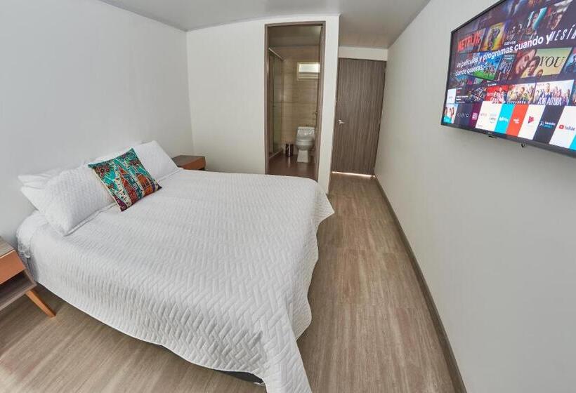 Номер Стандарт, Mr. Huésped