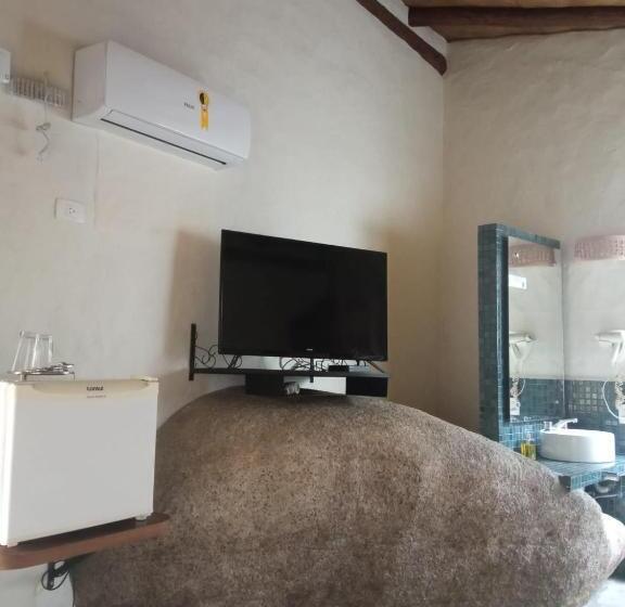 اتاق لوکس, Refúgio Guest House