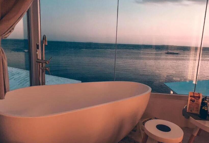 Büyük Çift Kişilik Yataklı Standart Oda, Sugarsea Inn & Dive Shop