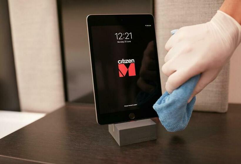 اتاق استاندارد با تخت بزرگ, Citizenm Geneva