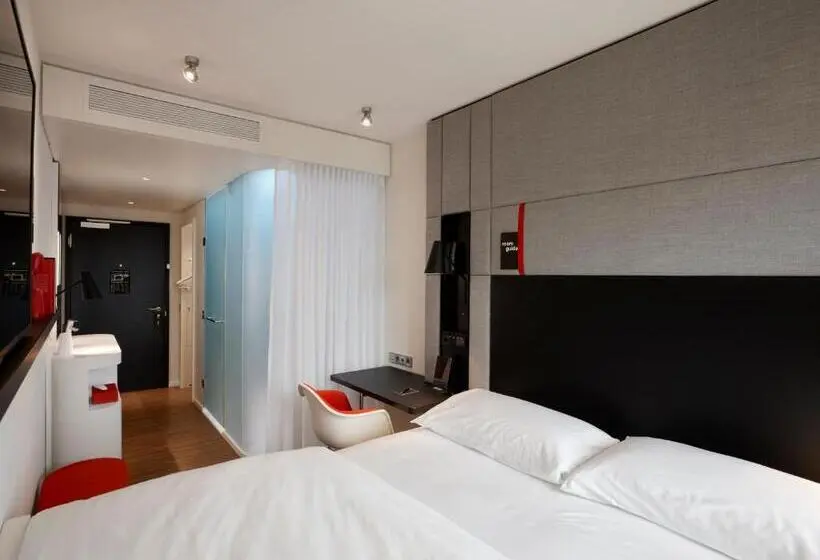 اتاق استاندارد با تخت بزرگ, Citizenm Geneva