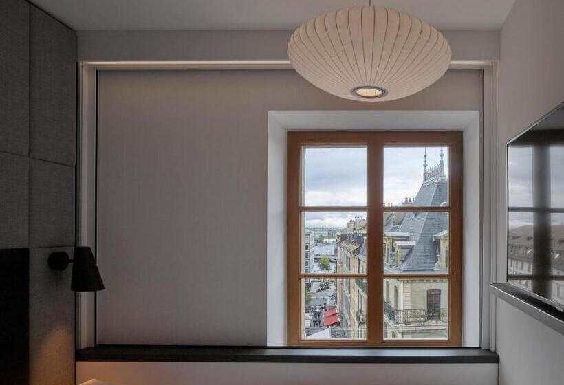 اتاق استاندارد با تخت بزرگ, Citizenm Geneva