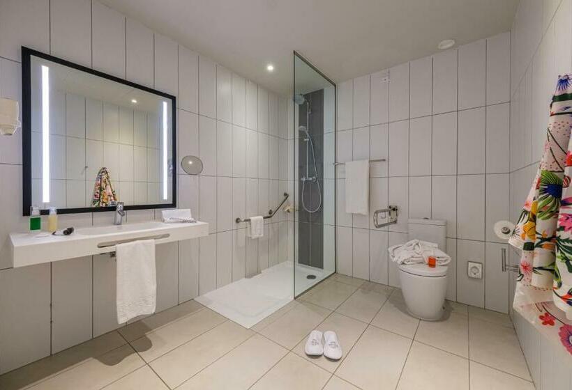 جناح جونيور, Estival Eldorado Resort