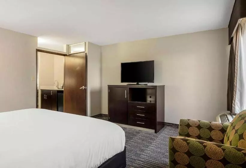 キングサイズベッドのスイートルーム, Best Western Plus Jonesboro Inn And Suites