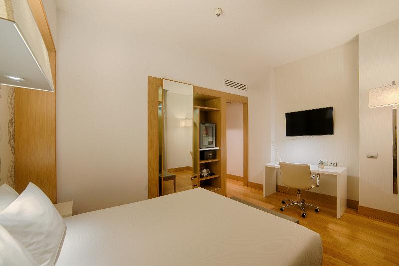 חדר אקזקיוטיב, Courtyard By Marriott Boston Billerica Bedford