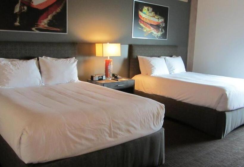 Номер Стандарт, Harbor House At Pier 21