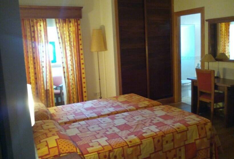 스탠다드 싱글 룸, Hospedería Del Santuario De La Peña De Francia