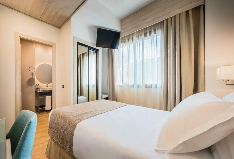 اتاق استاندارد یک نفره, Occidental Sevilla Viapol