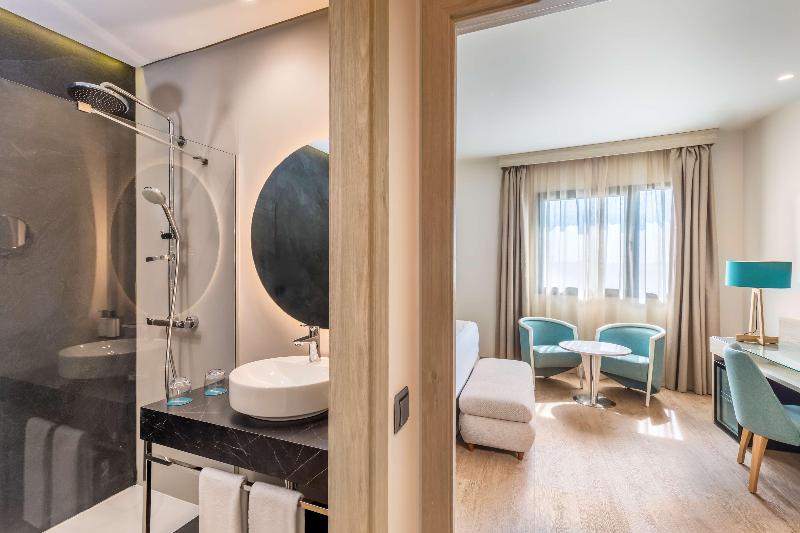 اتاق سوپریور, Occidental Sevilla Viapol