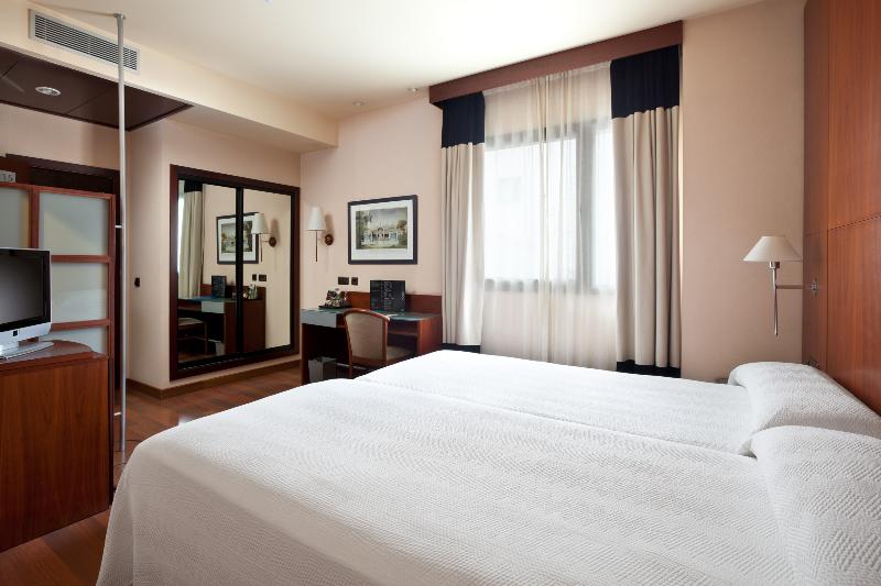 اتاق استاندارد یک نفره, Occidental Sevilla Viapol