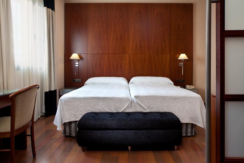 اتاق استاندارد یک نفره, Occidental Sevilla Viapol