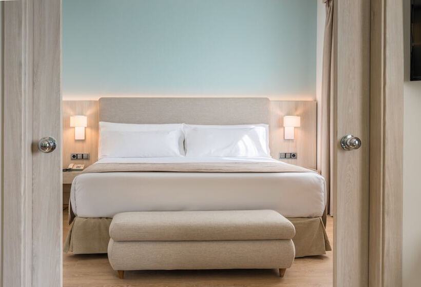 سوییت جونیور, Occidental Sevilla Viapol