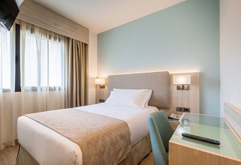 اتاق استاندارد یک نفره, Occidental Sevilla Viapol