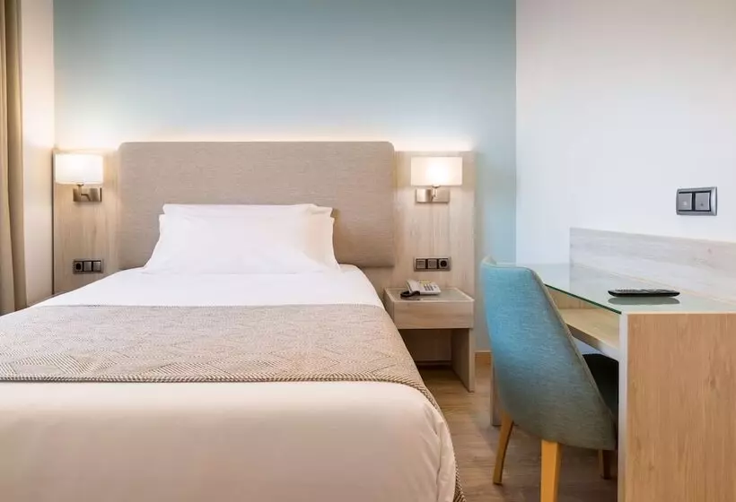 اتاق استاندارد یک نفره, Occidental Sevilla Viapol