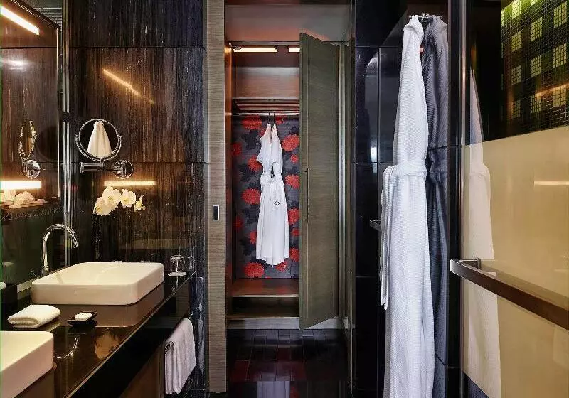 シティビューのデラックスルーム, Sofitel Saigon Plaza