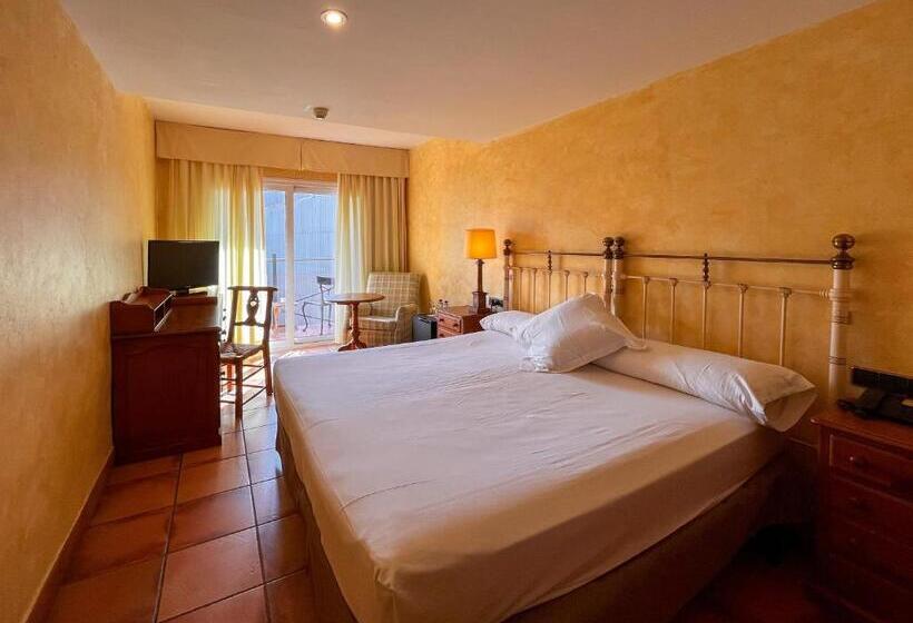 Номер Стандарт с Балконом, Vila De Tossa