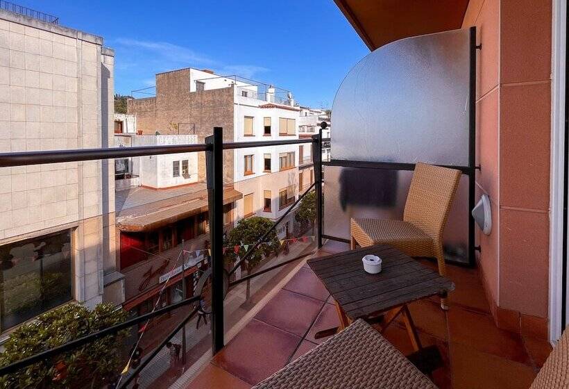 Quarto Estandar com Sacada, Vila De Tossa