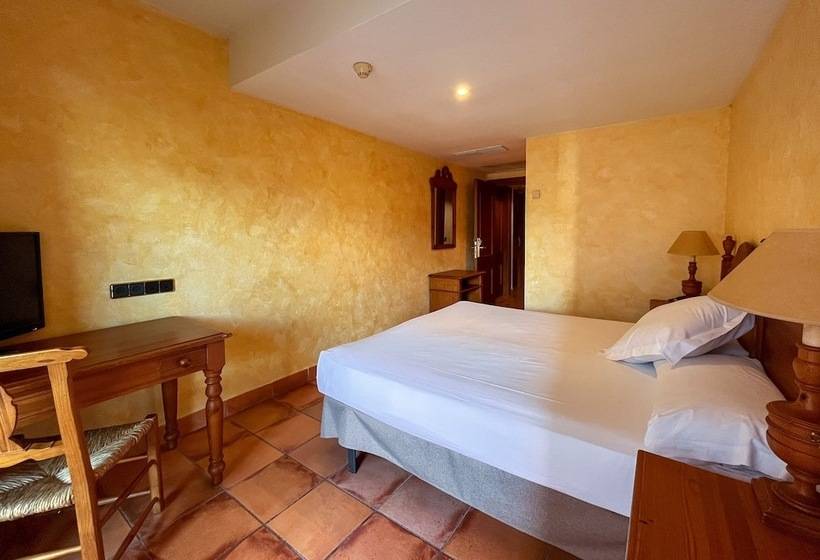 Quarto Basic, Vila De Tossa