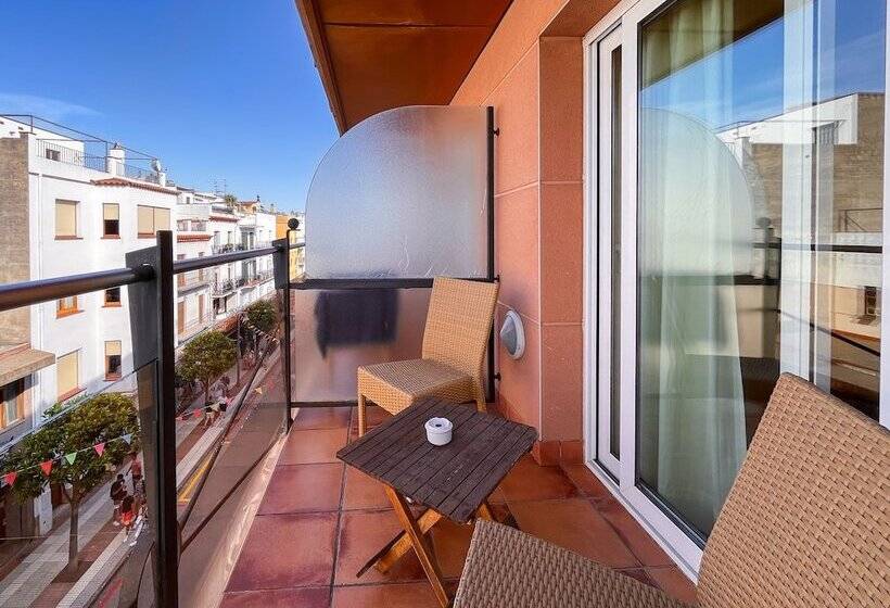 غرفة قياسية مزوَّدة بشُرفة, Vila De Tossa