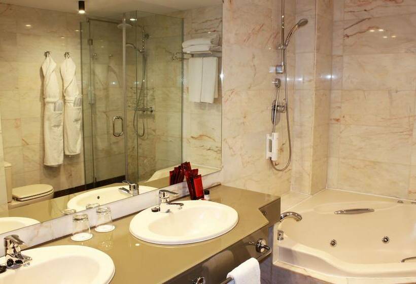 سوییت جونیور, Rafaelhoteles Atocha