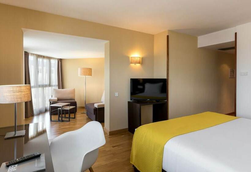 اتاق خانوادگی, Rafaelhoteles Atocha
