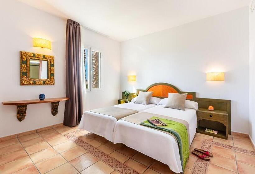 דירת חדר, Vibra Blanc Palace