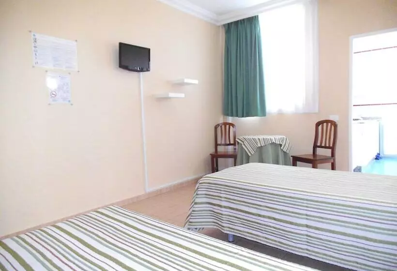 استودیوی استاندارد, Apartamentos Tinoca