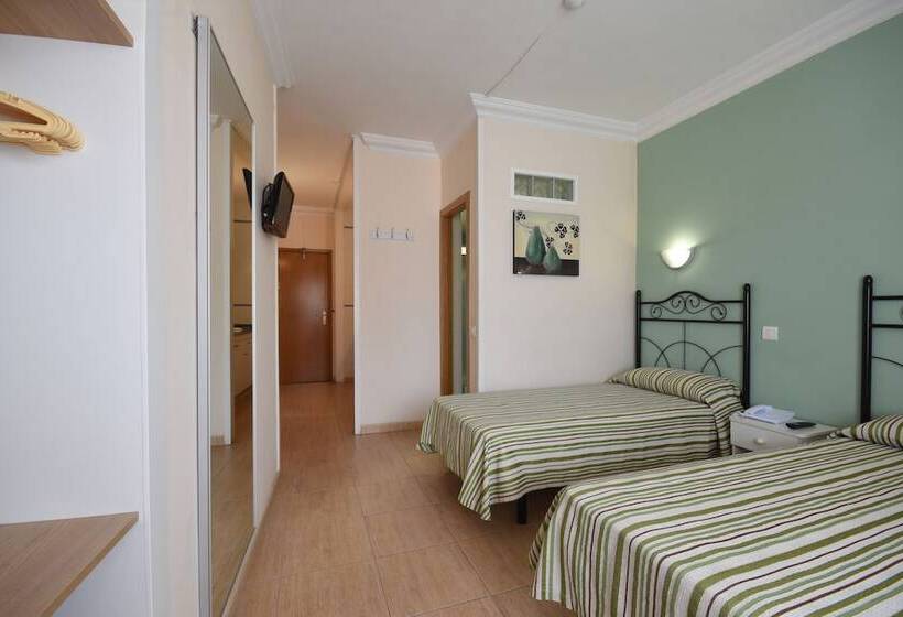 スタンダードスタジオ, Apartamentos Tinoca