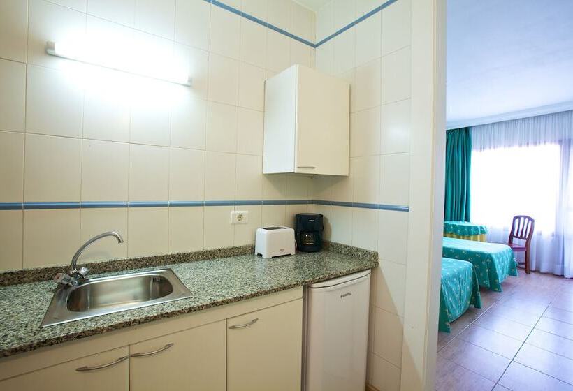 标准工作室, Apartamentos Tinoca