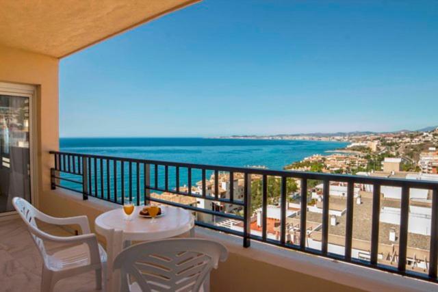 شقة 3 غرف مطلة على البحر, First Flatotel International