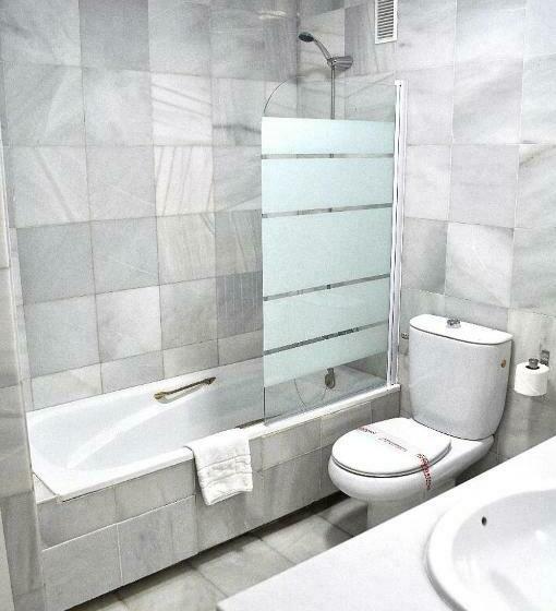 Номер Стандарт, First Flatotel International