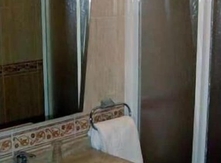 اتاق استاندارد یک نفره, Albero