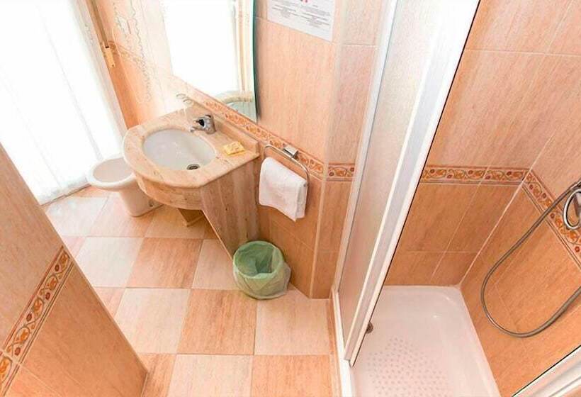 اتاق استاندارد, Albero