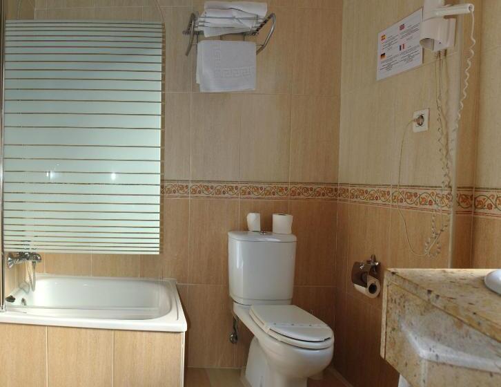 اتاق استاندارد یک نفره, Albero