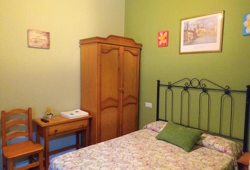 غرفة إقتصادية, Hospedaje Don Pelayo