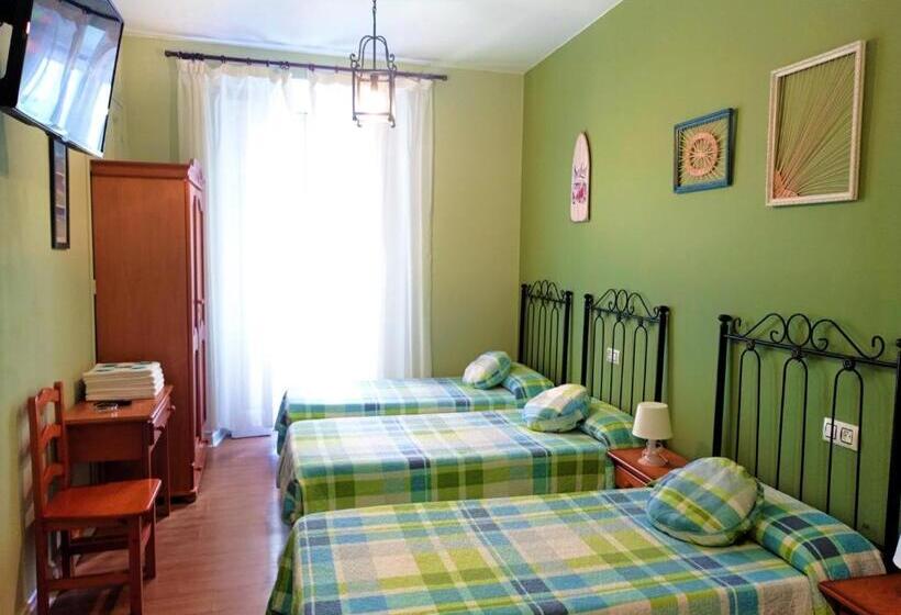 غرفة قياسية رباعية, Hospedaje Don Pelayo