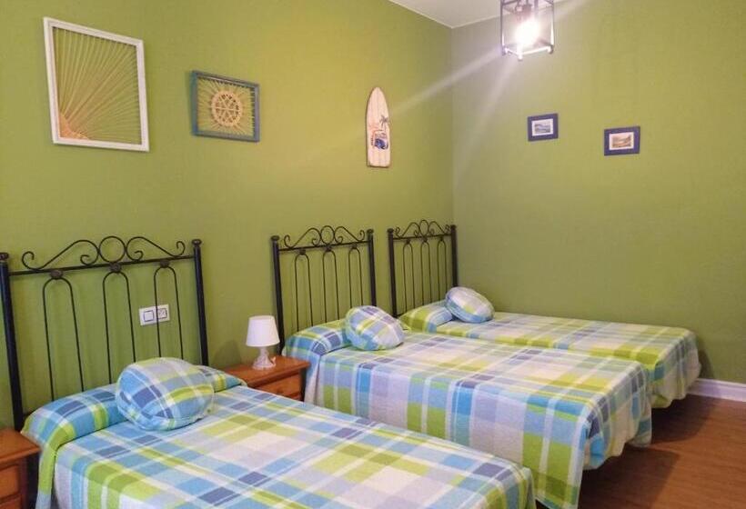 غرفة قياسية رباعية, Hospedaje Don Pelayo