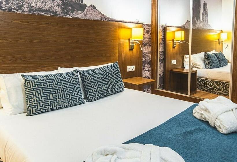 Номер Стандарт, Adonis Plaza