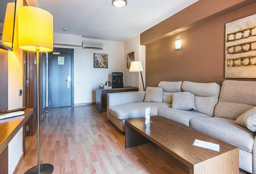 Номер Стандарт Трехместный, Adonis Plaza