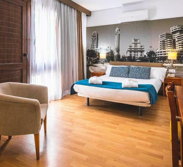 Номер Стандарт Вид на Город, Adonis Plaza