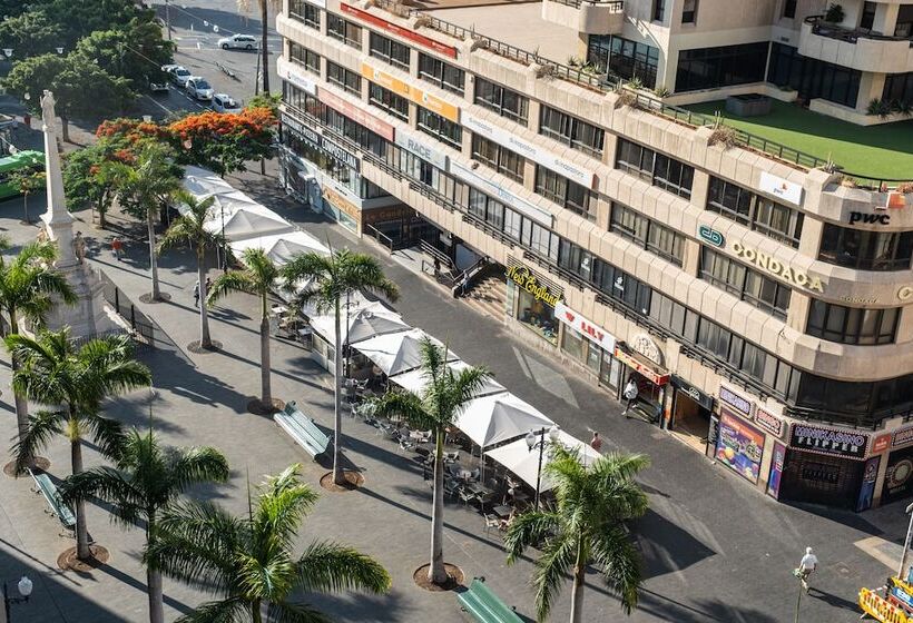 Номер Стандарт с Балконом, Adonis Plaza