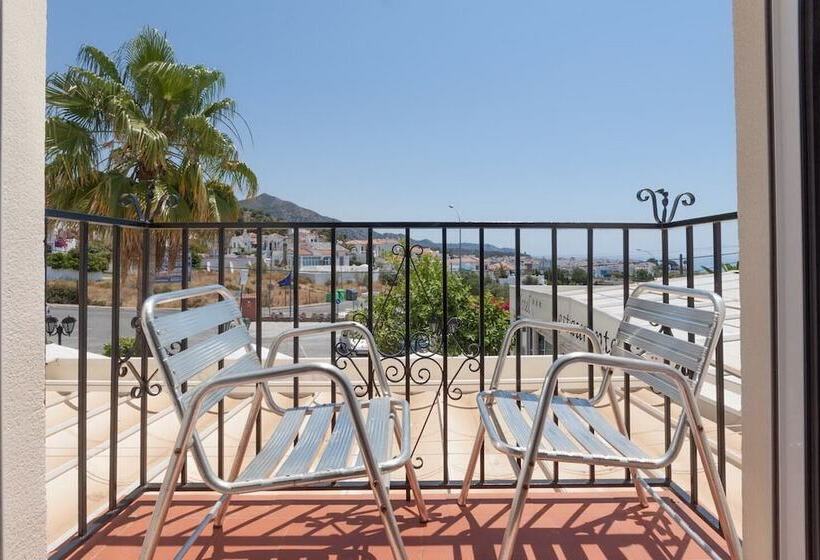 غرفة قياسية فردية ذات إطلالة جانبية على البحر, Alandalus